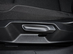 2015款 1.6L 手动 时尚型