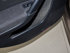 2015款 1.6L 手动 时尚型