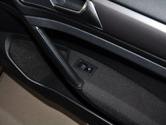 2015款 1.6L 手动 时尚型