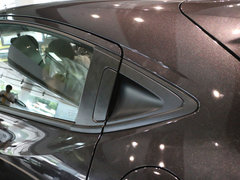 2015款 1.8L 手动 两驱精英型 5座