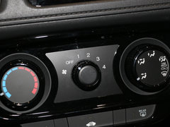 2015款 1.8L 手动 两驱精英型 5座