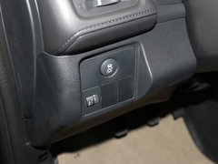 2015款 1.8L 手动 两驱精英型 5座