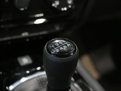 2015款 1.8L 手动 两驱精英型 5座