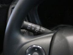 2015款 1.8L 手动 两驱精英型 5座