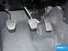 2015款 1.8L 手动 两驱精英型 5座