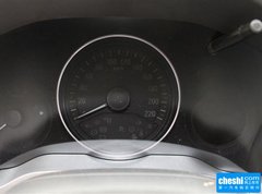 2015款 1.5L 手动 两驱舒适版 5座