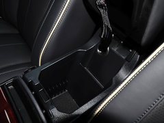 2014款 2.5T 自动 T5 行政版 7座
