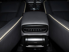 2014款 2.5T 自动 T5 行政版 7座