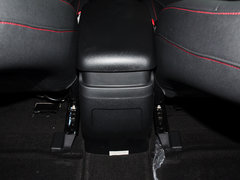 2015款 1.8T 自动 豪华型 5座