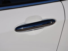 2015款 2.0L 自动 舒适周年纪念版 5座
