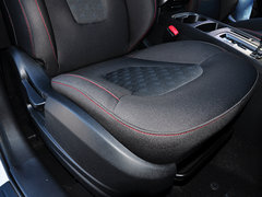 2015款 2.0L 自动 舒适周年纪念版 5座