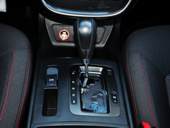 2015款 2.0L 自动 舒适周年纪念版 5座