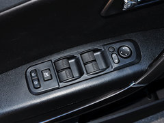 奔腾X80 2015款 2.0L 自动 舒适周年纪念版 5座