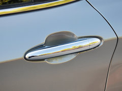 2015款 2.0L 自动 豪华型 5座