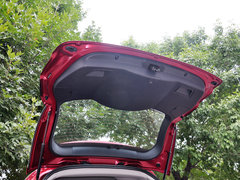 2015款 2.0L 自动 舒适型 5座