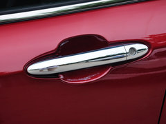 2015款 2.0L 自动 舒适型 5座