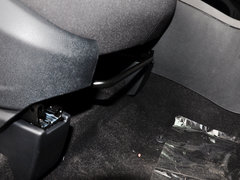 2015款 2.0L 自动 舒适型 5座