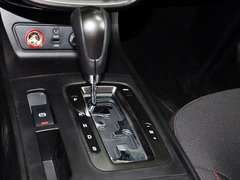 2015款 2.0L 自动 舒适型 5座