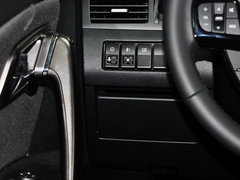 2015款 2.0L 自动 舒适型 5座