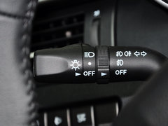 2015款 2.0L 自动 舒适型 5座
