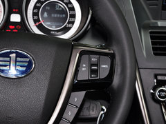 2015款 2.0L 自动 舒适型 5座