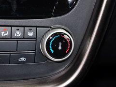 2015款 2.0L 自动 舒适型 5座