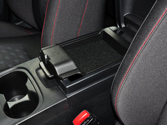 2015款 2.0L 自动 舒适型 5座