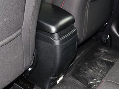 2015款 2.0L 自动 舒适型 5座