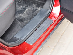 2015款 2.0L 自动 舒适型 5座