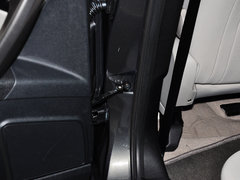 2015款 2.0L 自动 舒适型 5座