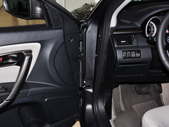 2015款 2.0L 自动 舒适型 5座