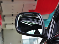 2015款 2.0L 自动 舒适型 5座