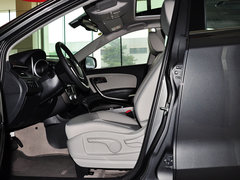 2015款 2.0L 自动 舒适型 5座