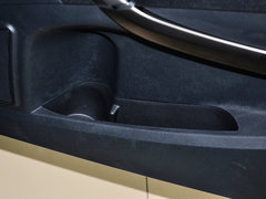 2015款 2.0L 自动 舒适型 5座
