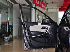 2015款 2.0L 自动 舒适型 5座