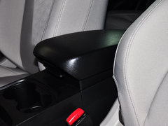 2015款 2.0L 自动 舒适型 5座