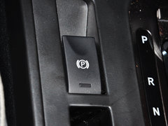 2015款 2.0L 自动 舒适型 5座