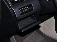 2015款 2.0L 自动 舒适型 5座