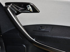 2015款 2.0L 自动 舒适型 5座