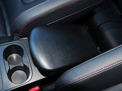 2015款 2.0L 手动 豪华型 5座