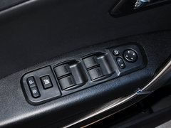 2015款 2.0L 手动 豪华型 5座