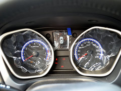 2014款 2.4L 自动 两驱尊享型 7座