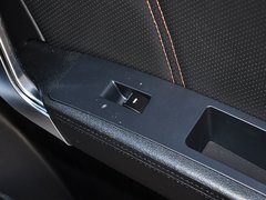 2014款 2.4L 自动 两驱豪华型 7座