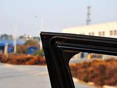 2014款 2.4L 手动 四驱尊贵型 7座