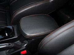 2014款 2.4L 手动 四驱尊贵型 7座