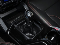 2014款 2.4L 手动 四驱尊贵型 7座