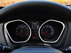2014款 2.4L 手动 四驱尊贵型 7座