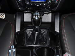 2014款 2.4L 手动 四驱尊贵型 7座
