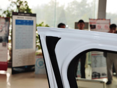 2015款 1.8L CVT 两驱豪华型 5座