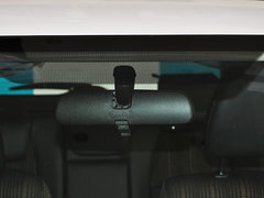 2015款 1.8L CVT 两驱豪华型 5座